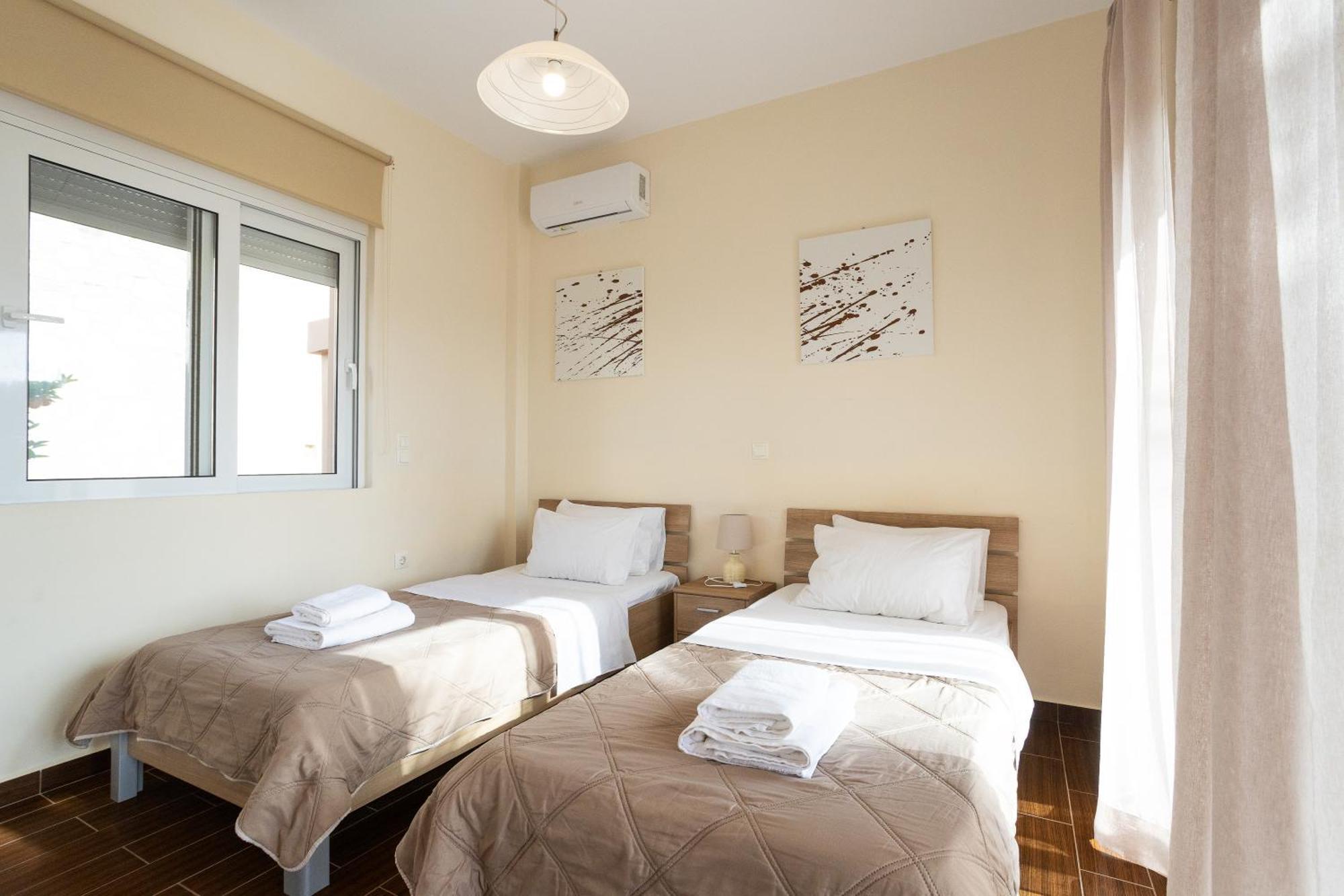 Meliades Villas Agia Marina Extérieur photo