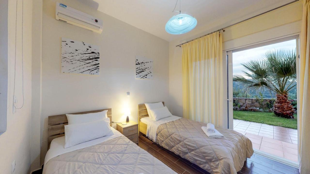 Meliades Villas Agia Marina Extérieur photo