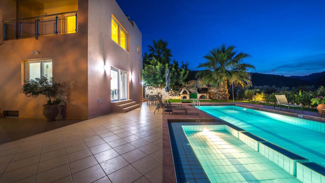 Meliades Villas Agia Marina Extérieur photo