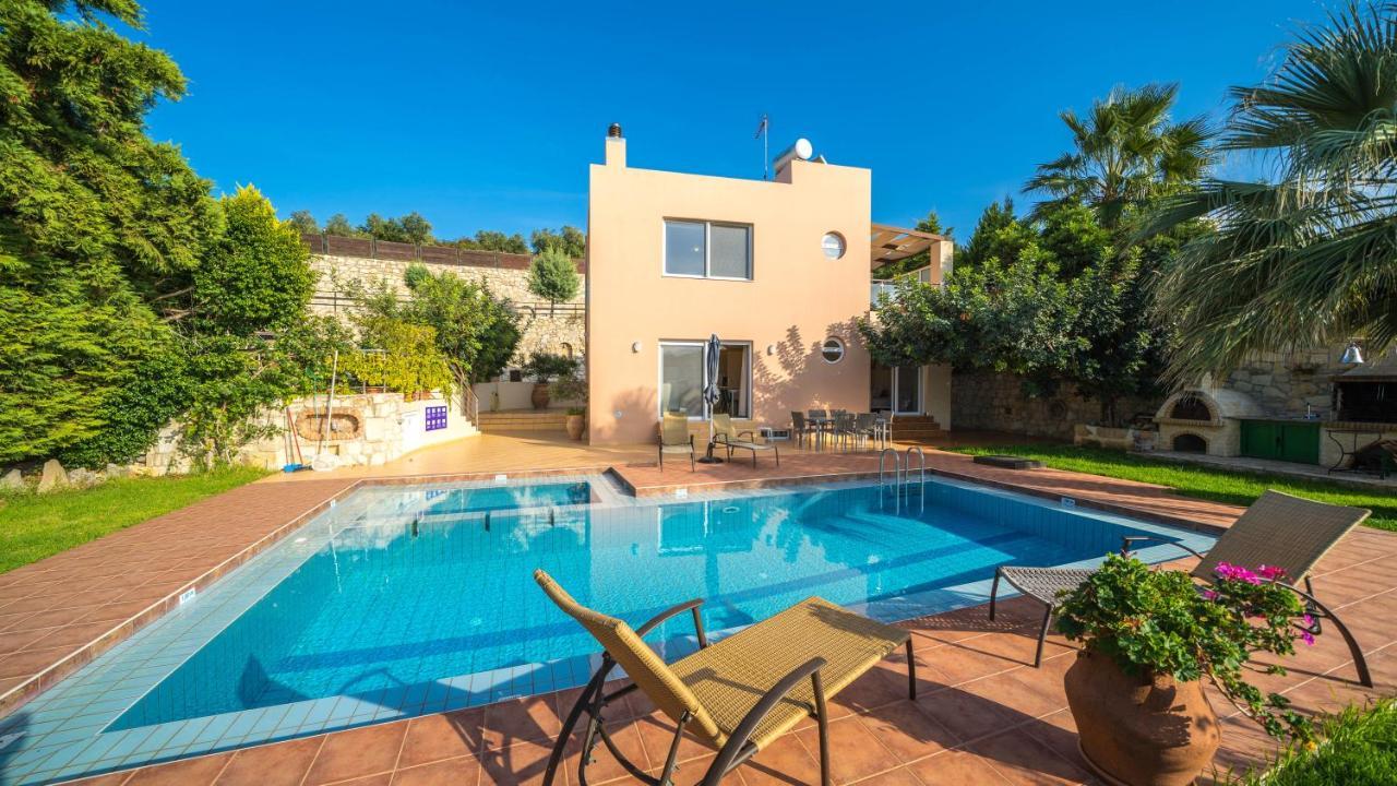Meliades Villas Agia Marina Extérieur photo